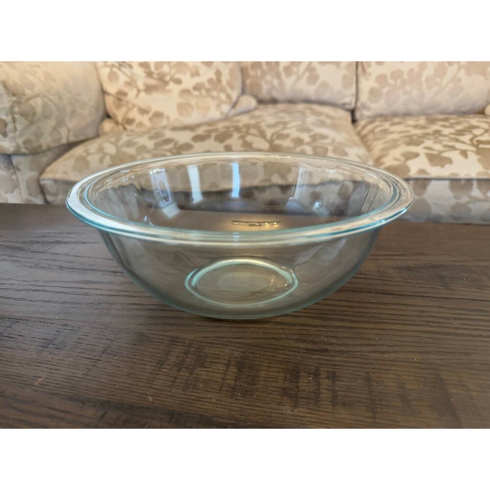 Pyrex Mixing Bowl Originals #323 – 2.4 Liter Clear Glass w/ Green Tint